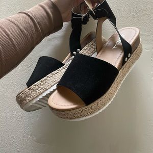 SODA Black Platform Espadrilles
